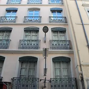 https://hotel-de-bretagne-lyon.hotels-rhonealpes.com