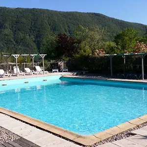 Le Matin Calme 3*, Vesc France